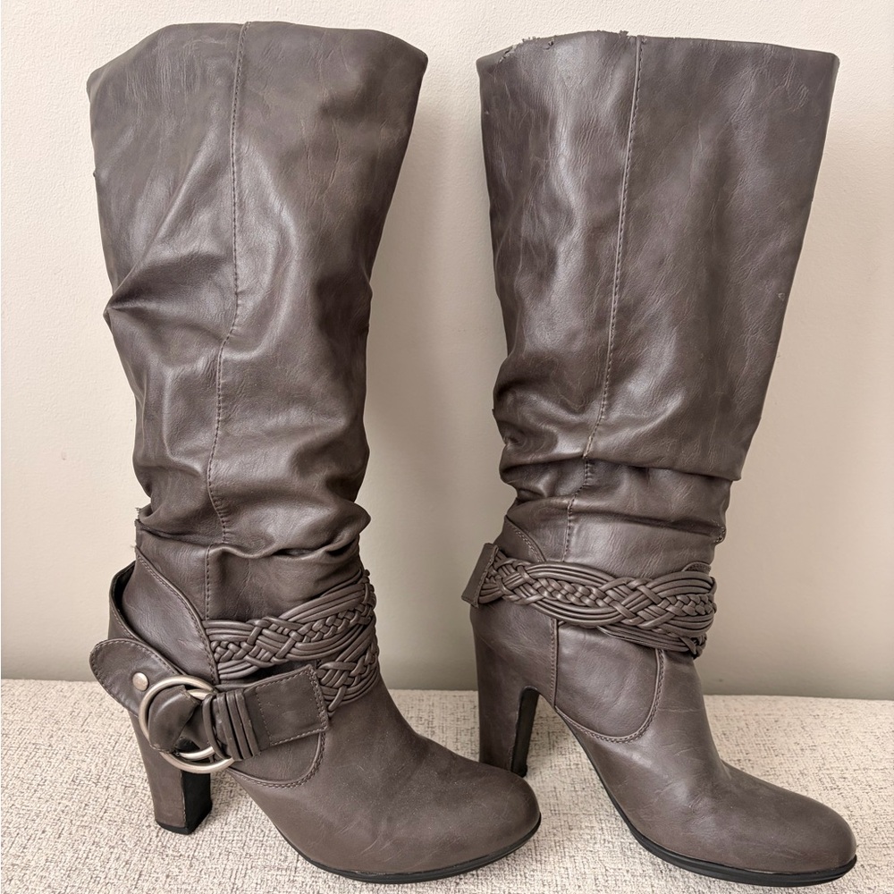 Pink & Pepper Taupe Heeled Boots